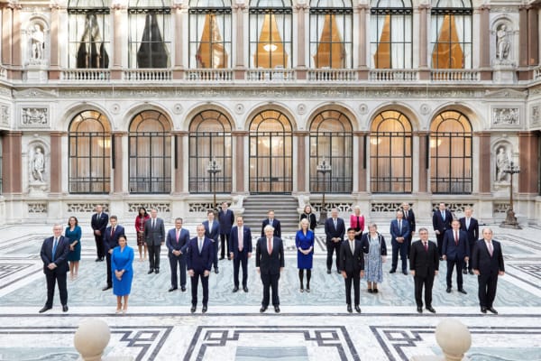Cabinet Portrait © Zoe Norfolk