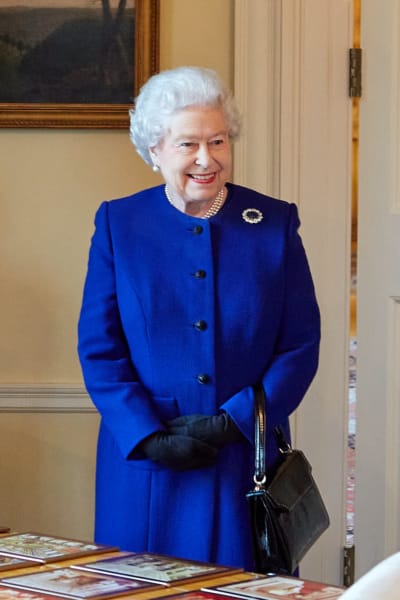 Queen Elizabeth © Zoe Norfolk