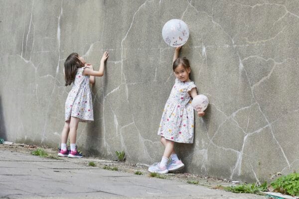 Twins © Zoe Norfolk